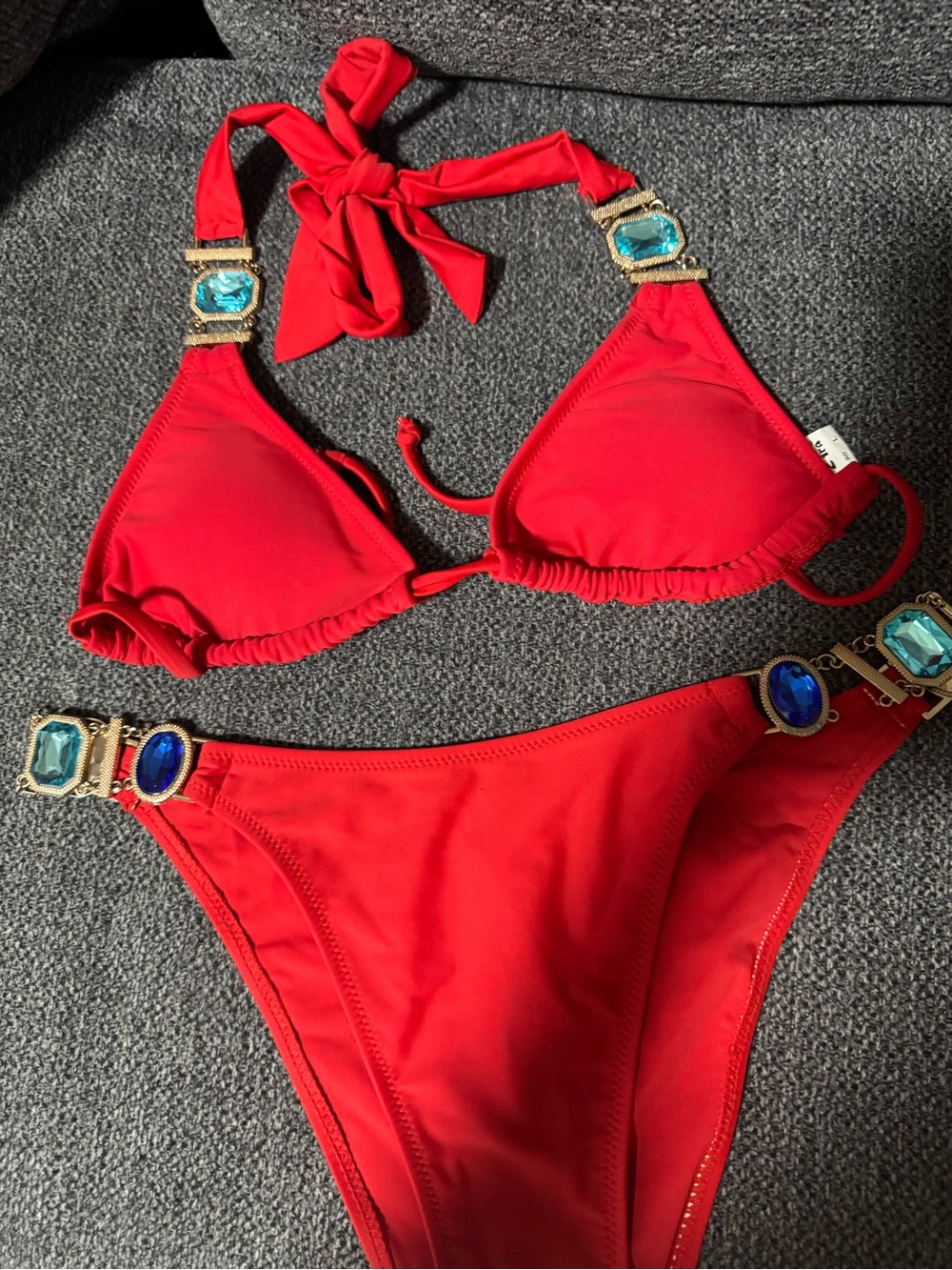 Bathing suits - Picture 9 of 16